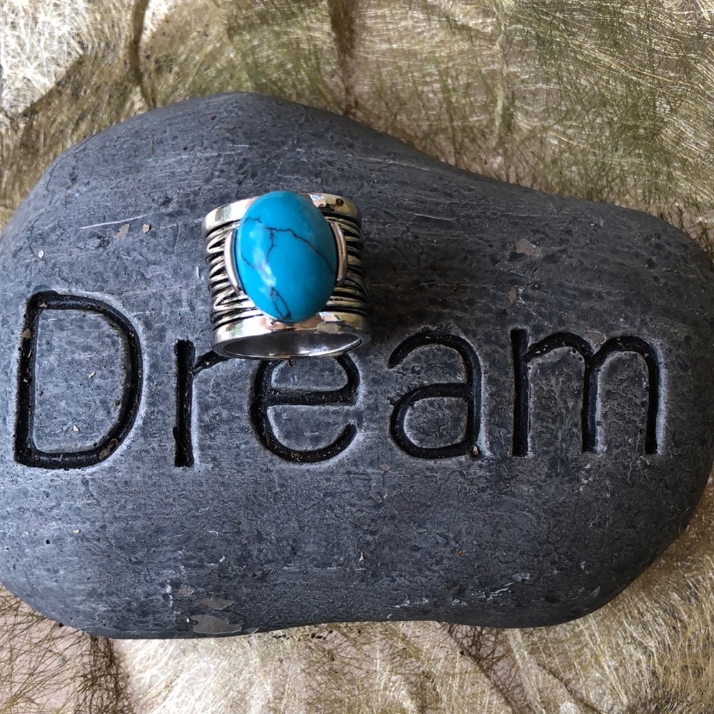 Stunning Turquoise Cabochon Statement Ring - image 1